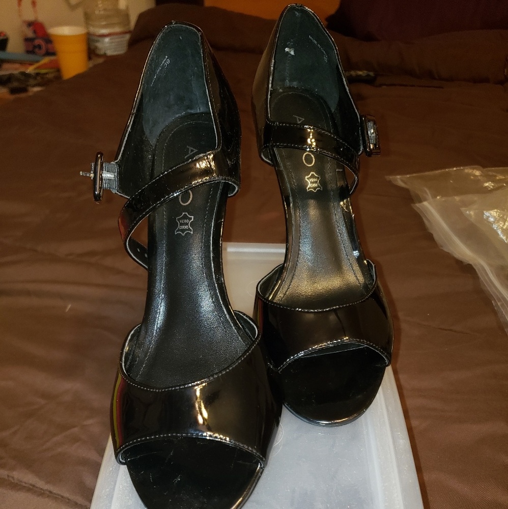 Black patent heels